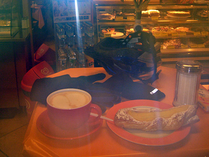 Im Caf&eacute; beschl&auml;gt die Kamera :-(