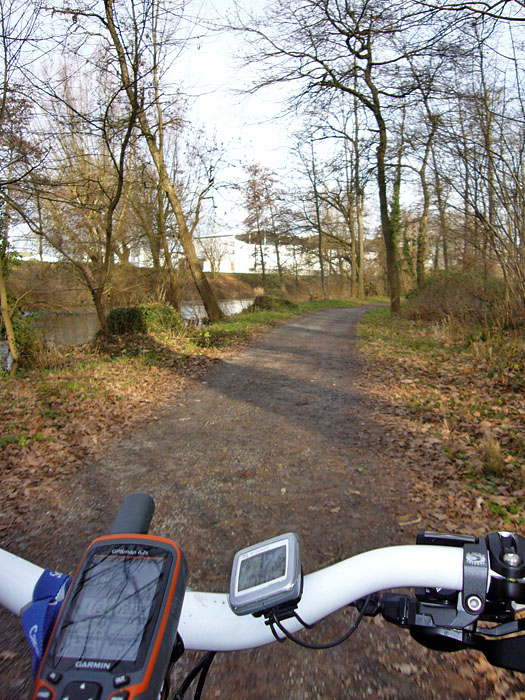 Der Weg wird weich und ...