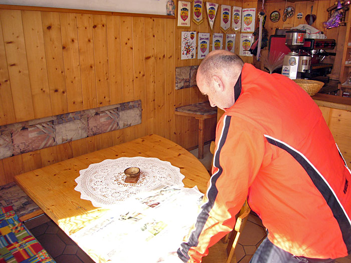 Wenns um Fussball geht, kann Reini auch italienische Zeitungen lesen ;-)