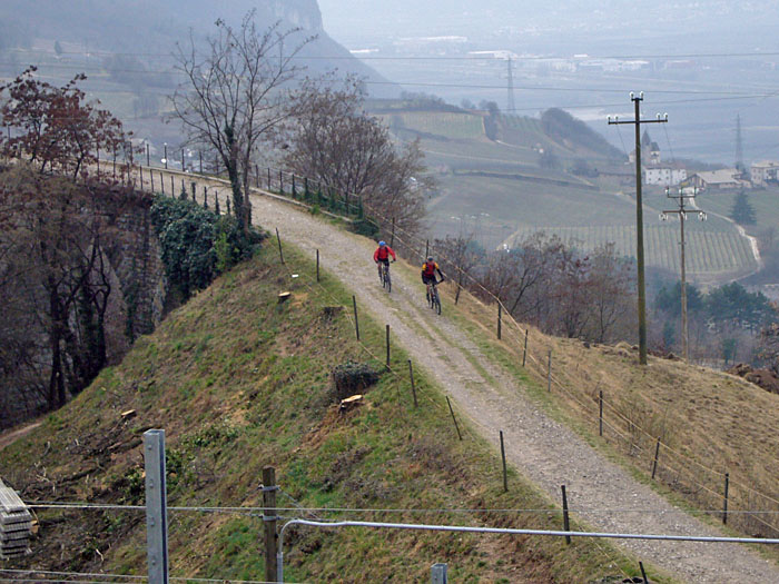 Wieder am Viadukt, diesmal jedoch abw&auml;rts unterwegs