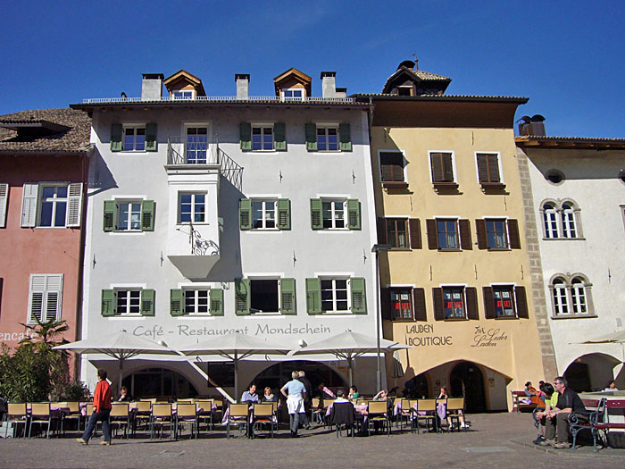 Auf dem Kalterer Marktplatz