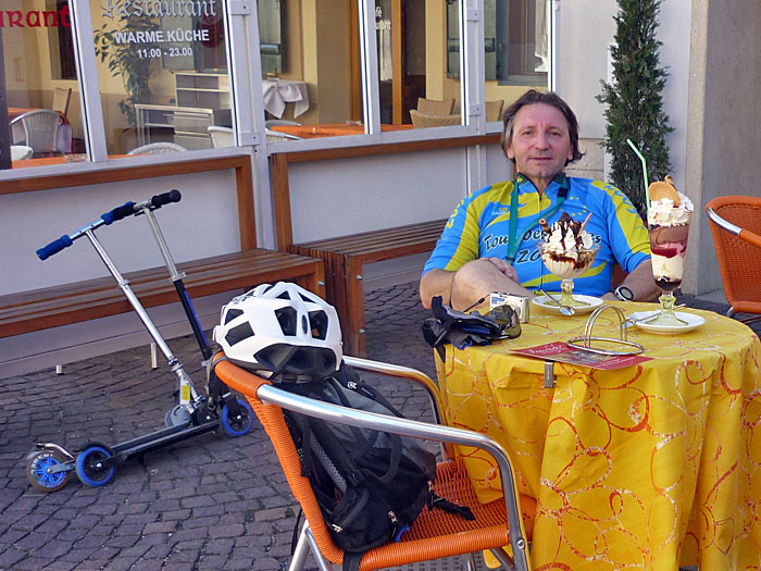 Links stehen unsere Bikes ;-)