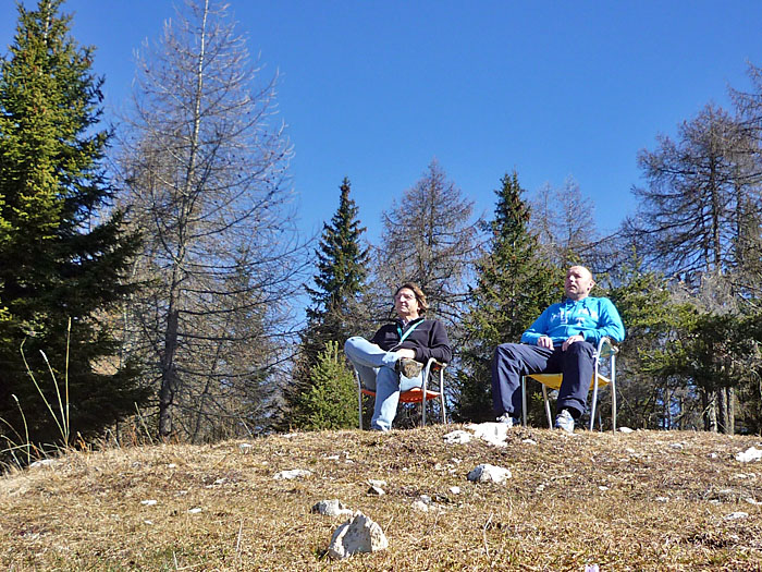 Wie die zwei Alten von der Muppets Show ;-)