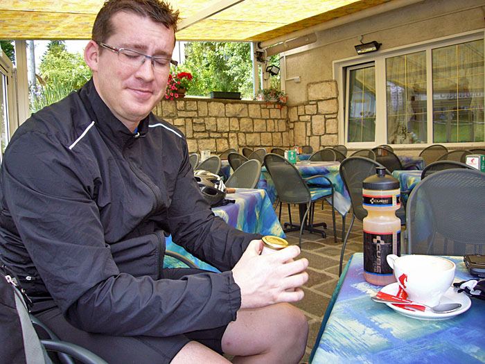 ... Waldi hat auch schon die Augen zu ;-)