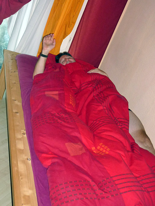 Kaum hat man sich hingelegt, muss man auch schon wieder aufstehen