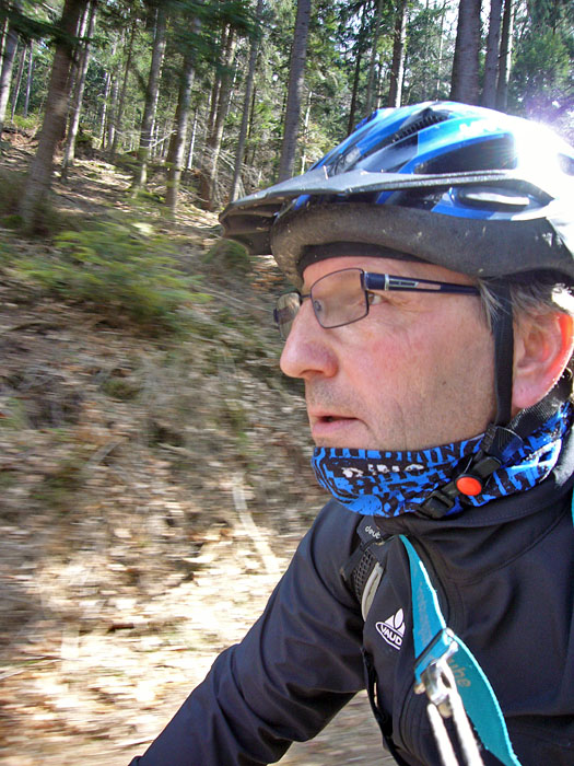 Bergab wird es k&uuml;hl im Gesicht