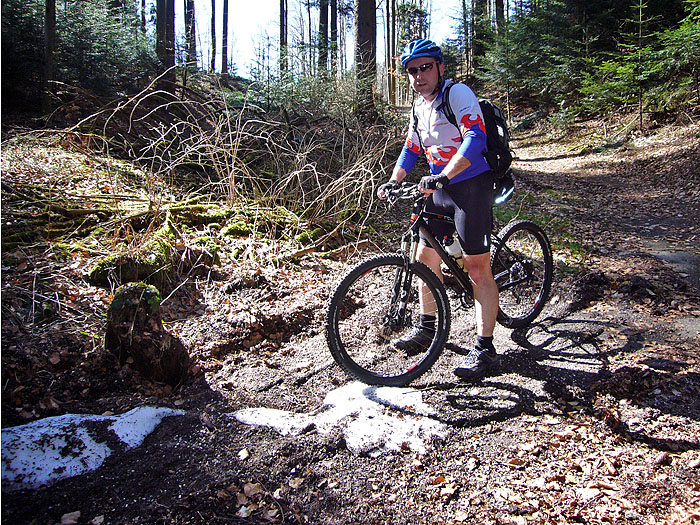 In den gro&szlig;en Schneewehen bleiben wir &ouml;fter stecken ;-)