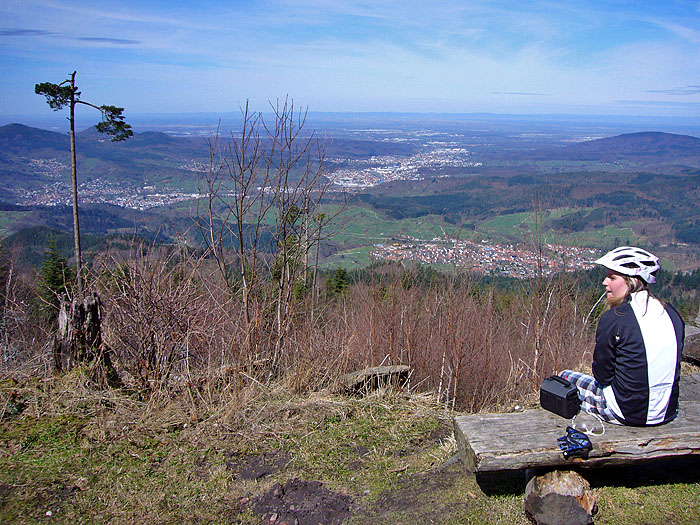 Endlich oben! Blick von der Teufelsm&uuml;hle ins Tal