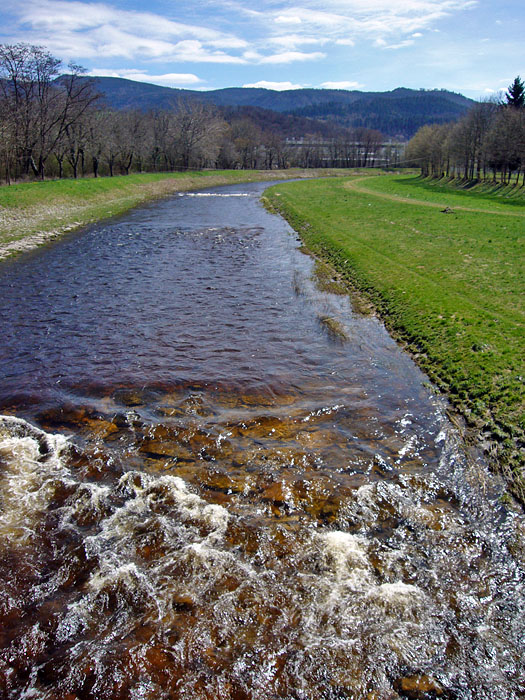 ... &uuml;berqueren wir die Murg