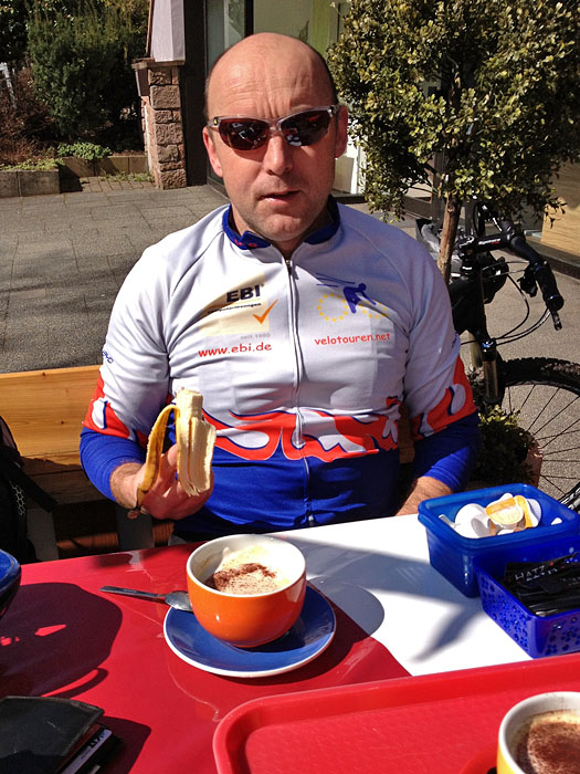 ... au&szlig;erdem ist Kaffee gut gegen Schmerzen ;-)