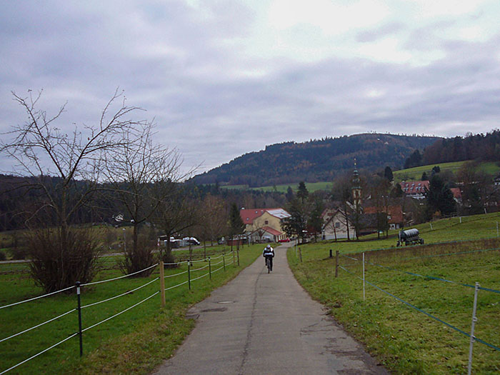 Abfahrt nach Moosbronn