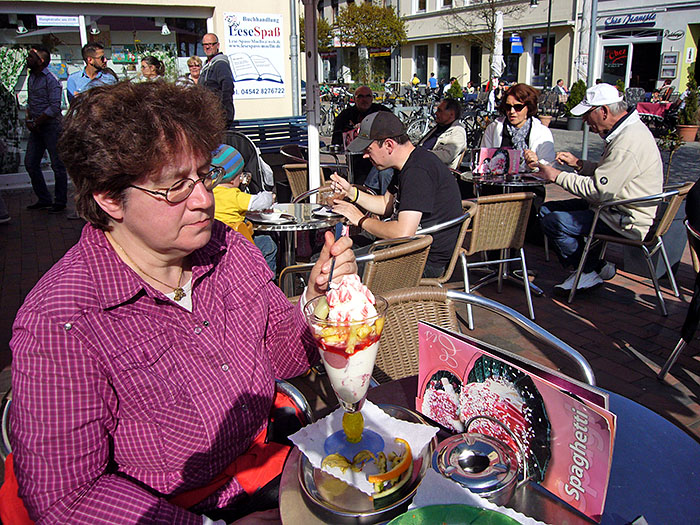 Verdientes Eis in M&ouml;lln ...