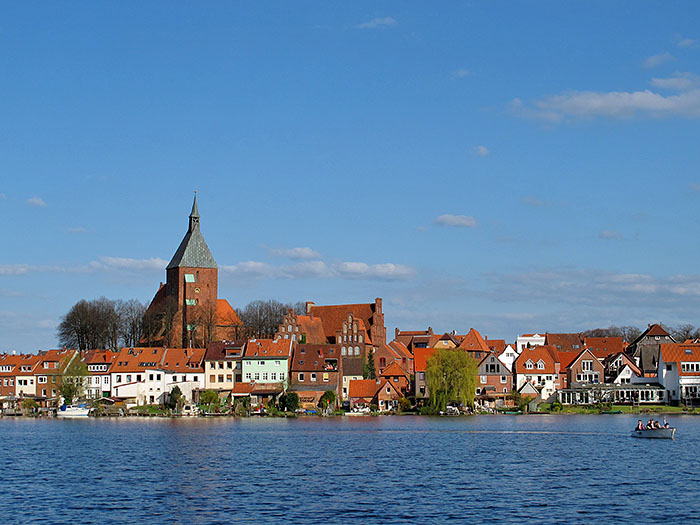 Heute starten wir in M&ouml;lln, unserem gestrigen Etappenziel