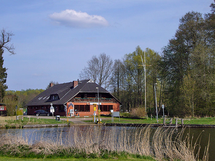 ... obwohl das Wirtshaus auf der anderen Seite lockt ;-)