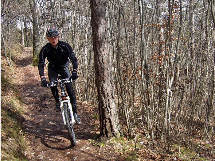 Bj&ouml;rn auf dem Singletrail