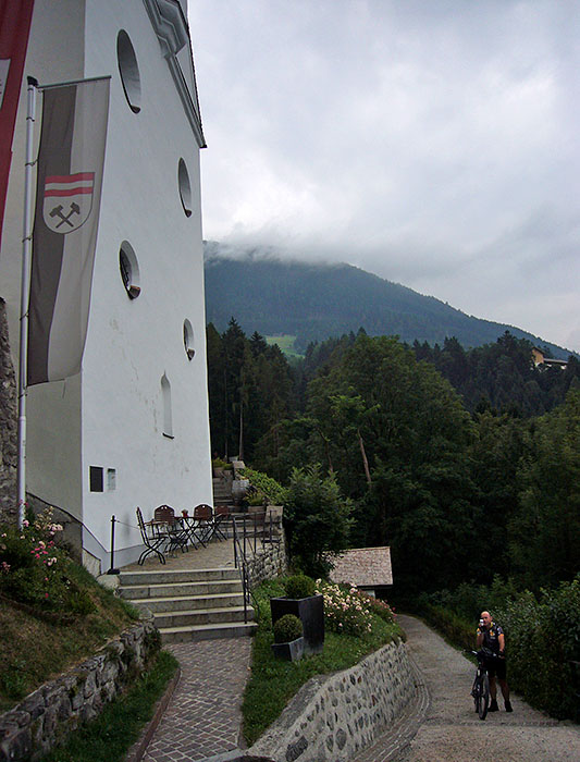 Am Schloss Freundsberg