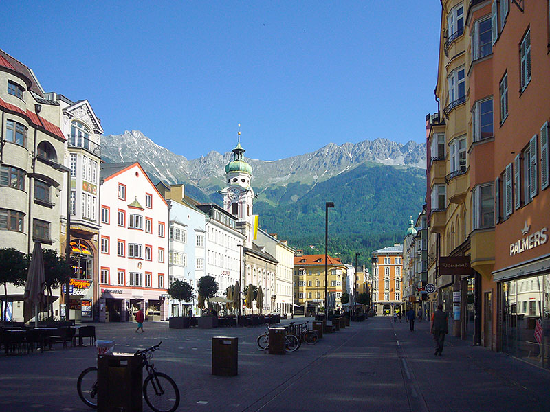 Fahrt durch Innsbruck