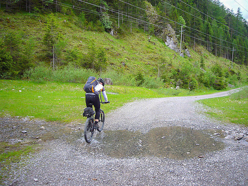 Nun geht es zum Fernpass hinauf ...