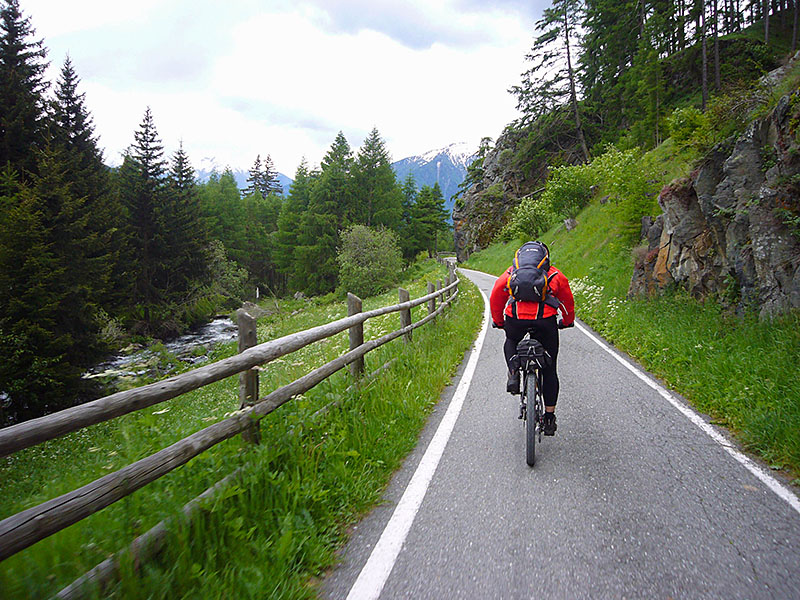 ... und auf Teerwegen durch das Vinschgau talwärts