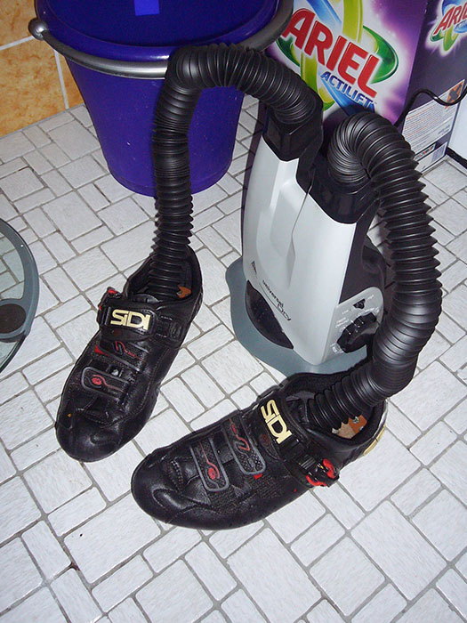 Was es nicht alles gibt, Bj&ouml;rn hat einen elektrischen Schuhtrockner