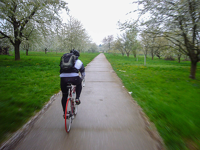 ... mit vollem Bauch l&auml;sst sich n&auml;mlich schlecht strampeln
