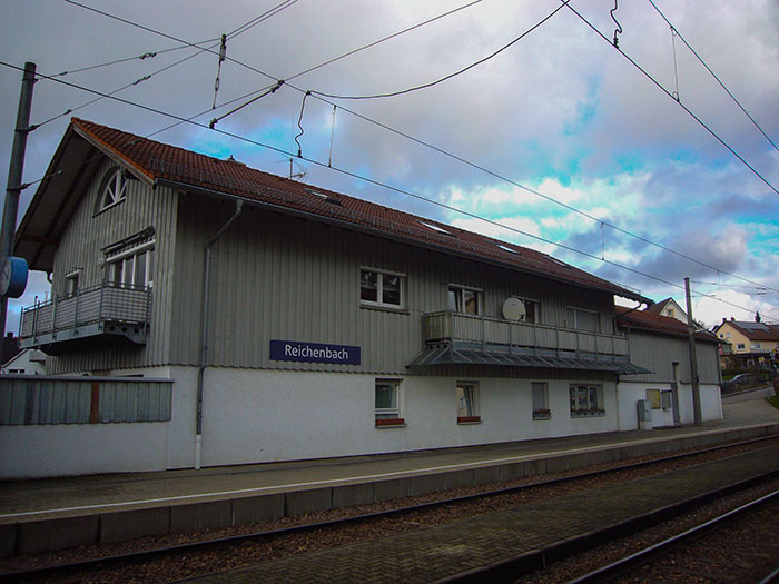 Am Bahnhof Reichenbach