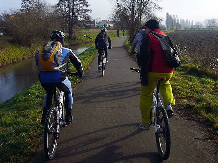 Zu f&uuml;nft fahren wir nun weiter