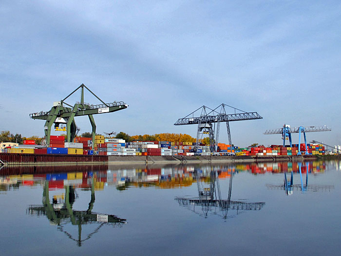 Am Rheinhafen bei Maximiliansau