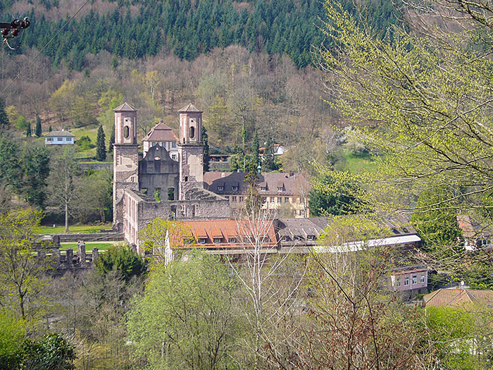 Kloster Frauenalb von der anderen Seite des Tales