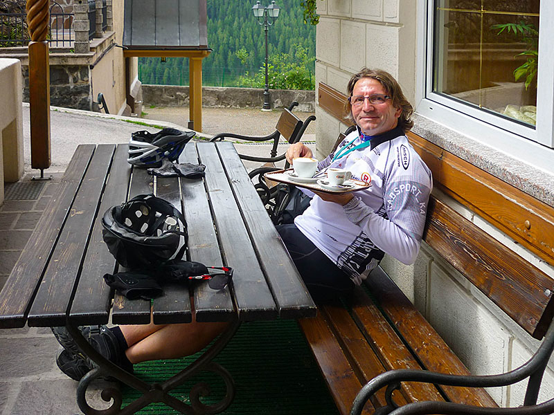 Kaffeepause in Pieve di Livinallongo