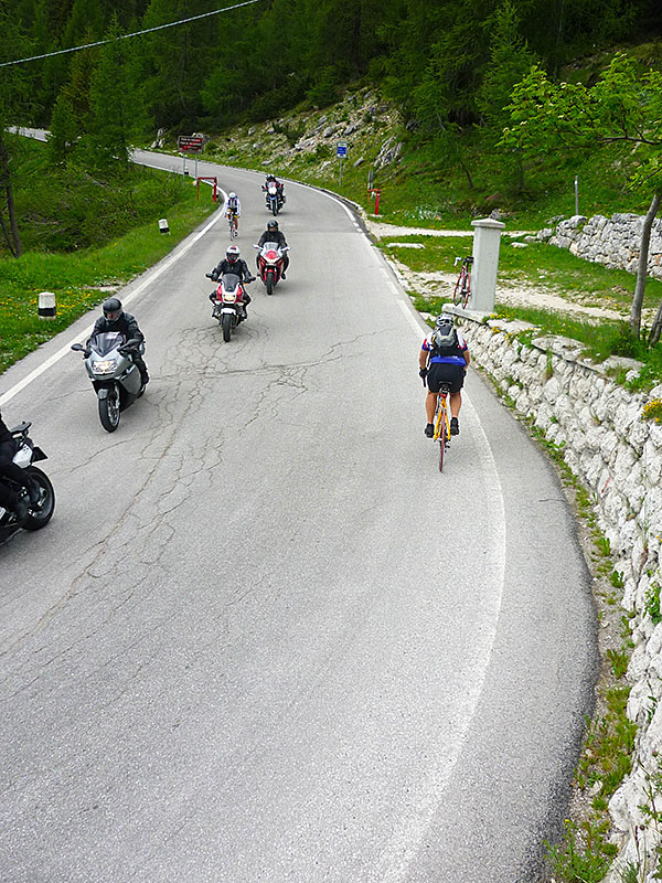 Motorisierte Horden in alle Richtungen