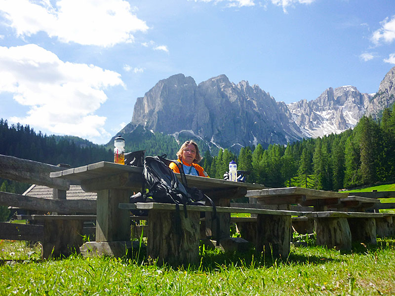 Vesperpause im wundersch&ouml;nen Tal