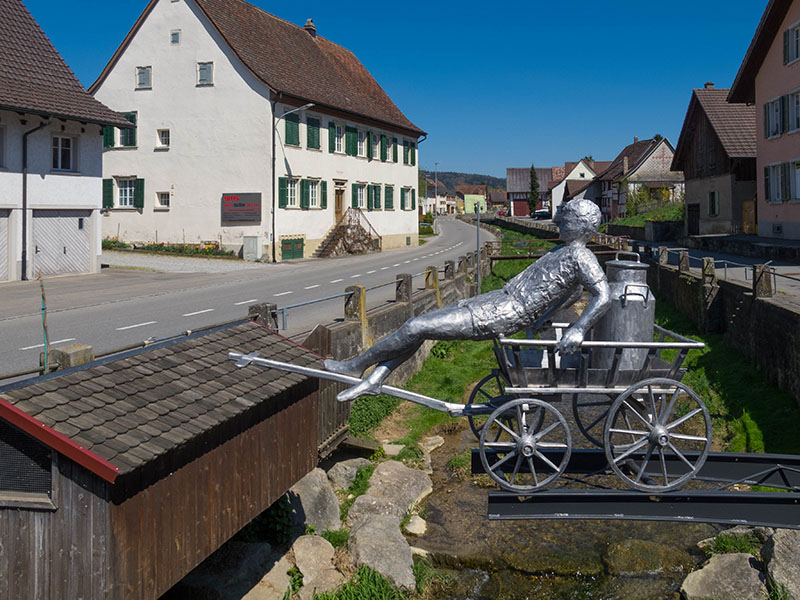 "Milchbubi" &uuml;ber dem B&auml;chli ;-)