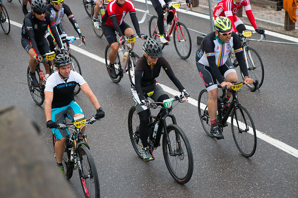Auch mit einem Fully kann man mitfahren