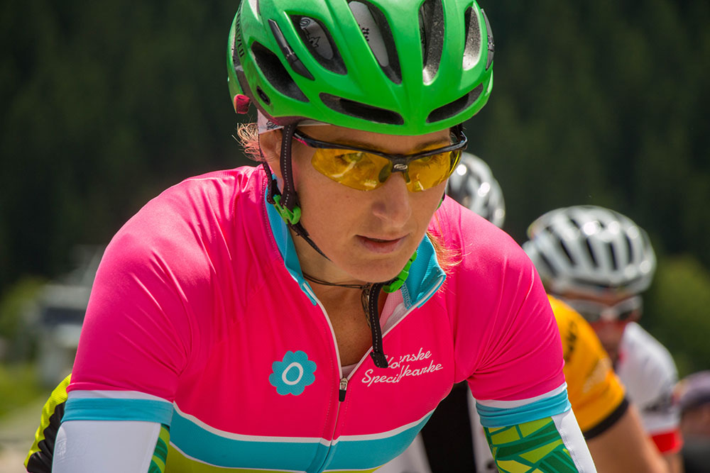 Das M&auml;del scheint sich nicht gro&szlig;artig anstrengen zu m&uuml;ssen