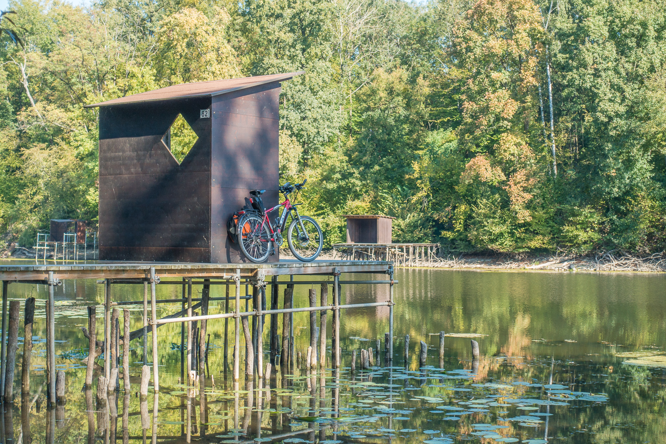 Hoffentlich f&auml;llt das Rad nicht ins Wasser ;-)