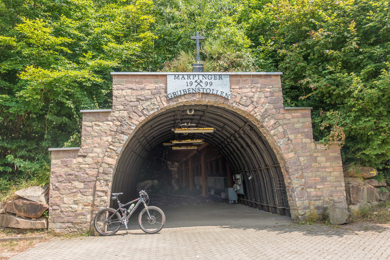 Am Marpinger Grubenstollen