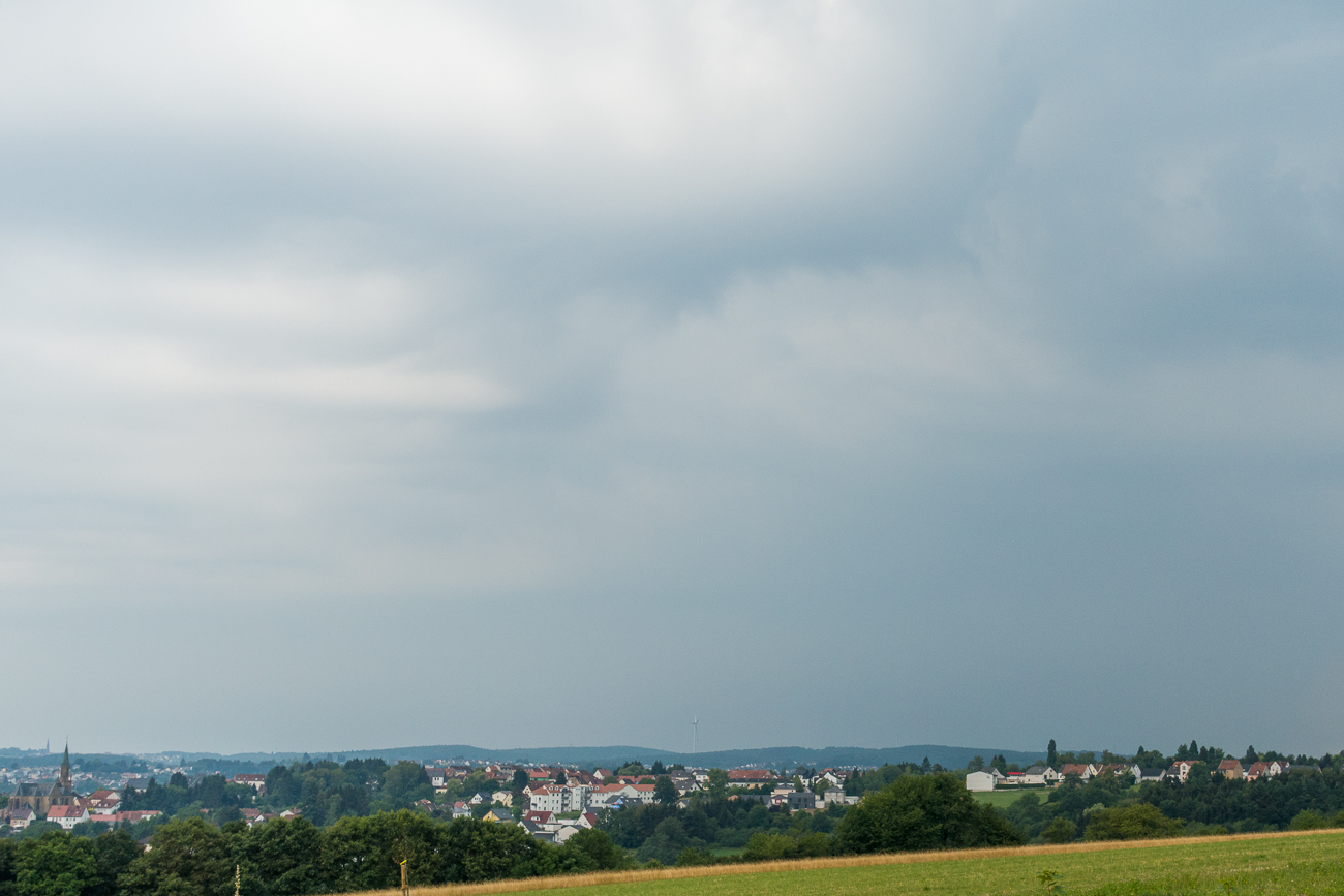 Das Wetter sieht nach einem Regenguss aus :-(