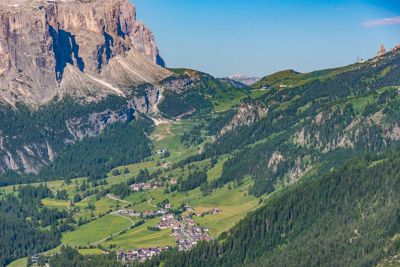 Blick zum Gr&ouml;dner Joch