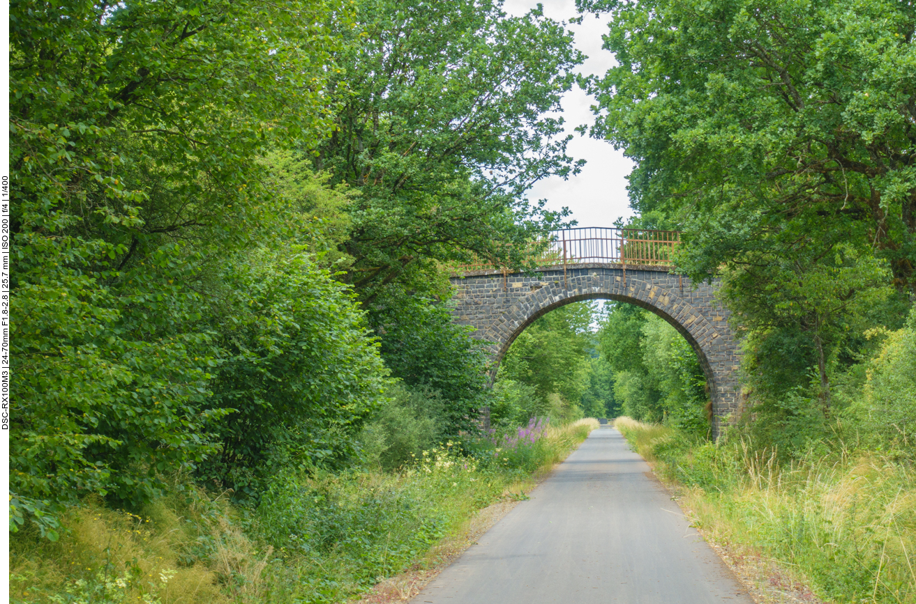Einige alte Br&uuml;cken werden unterquert 