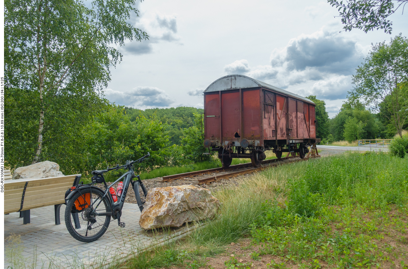 In dem alten Waggon k&ouml;nnte ich mir auch eine W&uuml;rstchenbraterei vorstellen ;-) 