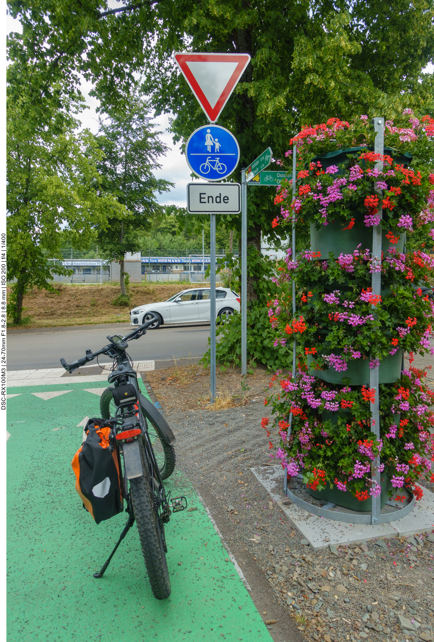 Das Freisender Ende bzw. Anfang des Radwegs 