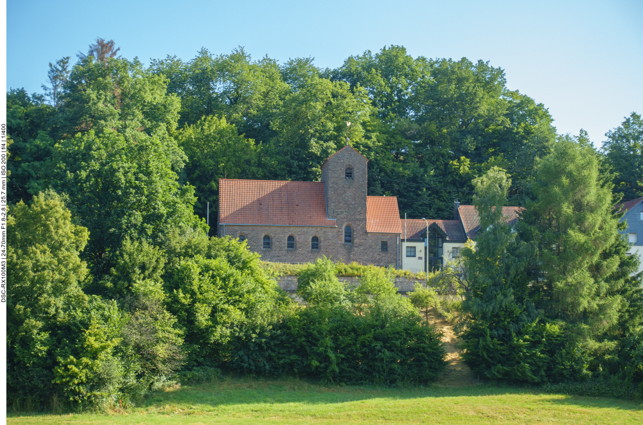 Das war bestimmt mal eine Kirche 
