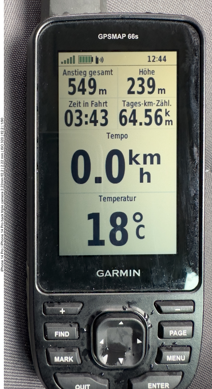 Die Daten nach der Fahrt. Auf der Streckendatenseite sind weniger Kilometer und H&ouml;henmeter aufgef&uuml;hrt, weil ich einen Verfahrer aus dem Track entfernt habe ... 