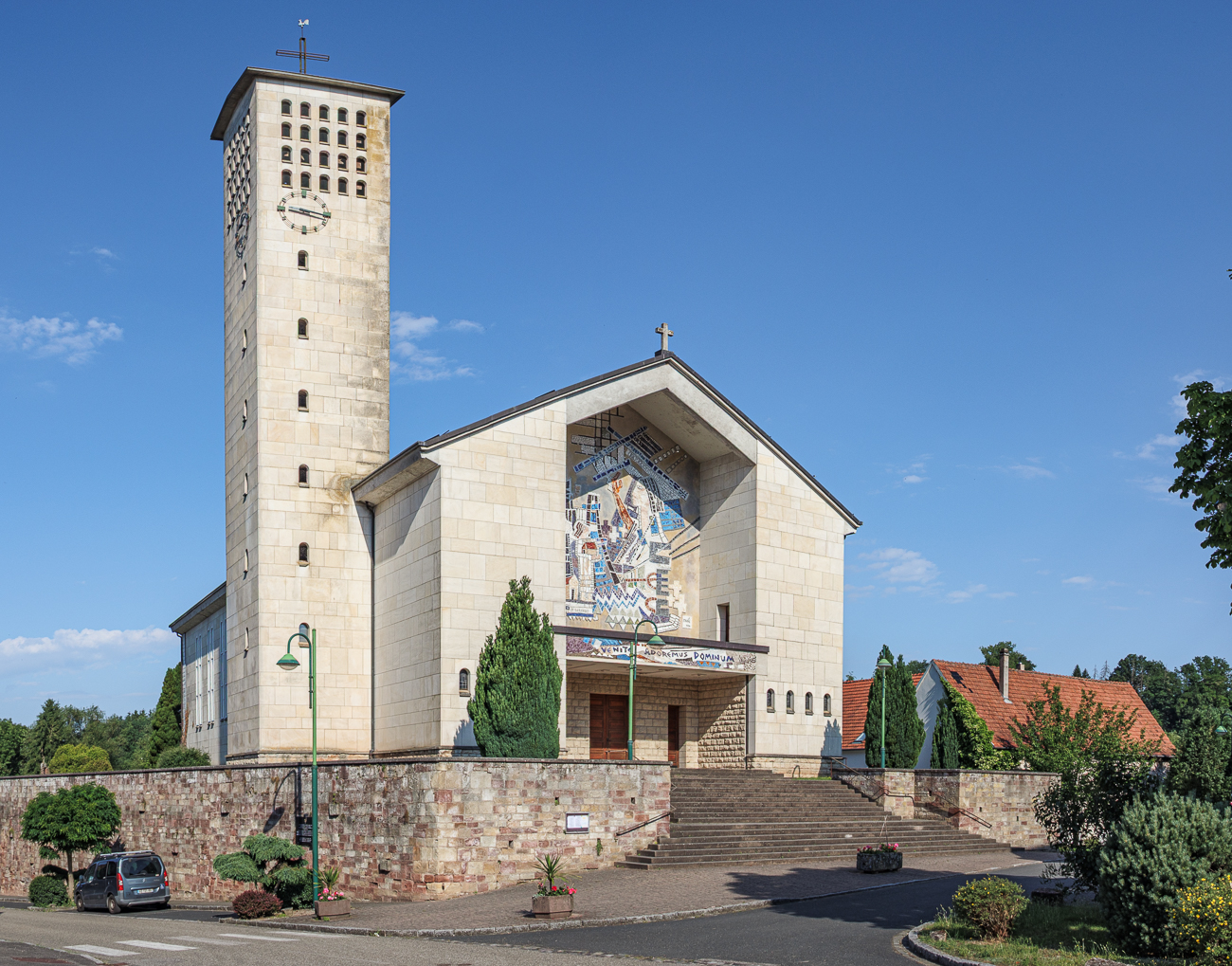 &Eacute;glise Saint-Pierre in Volmunster