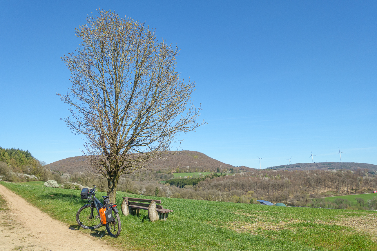 Rastbank mit Blick ...