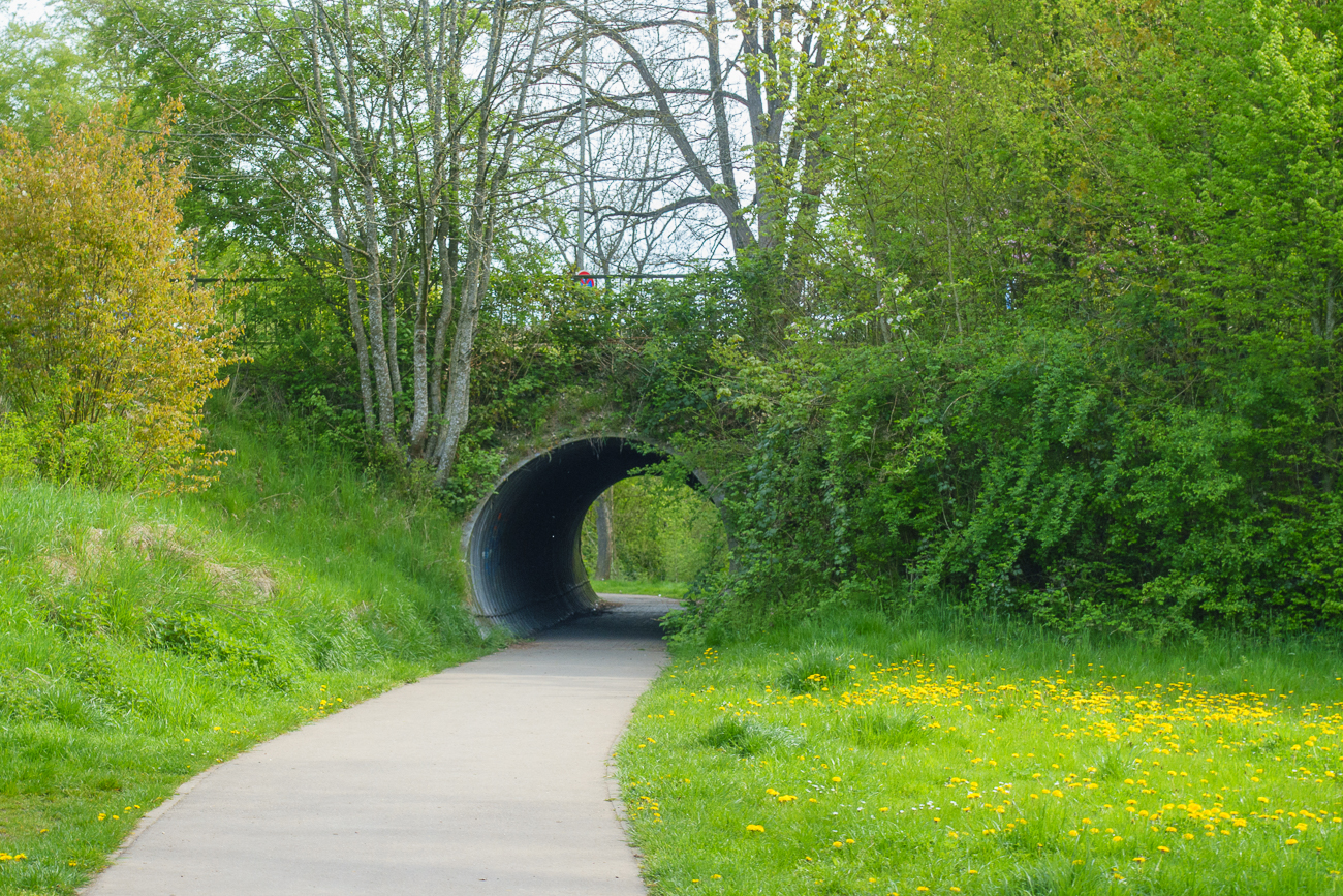 Straßenunterführung